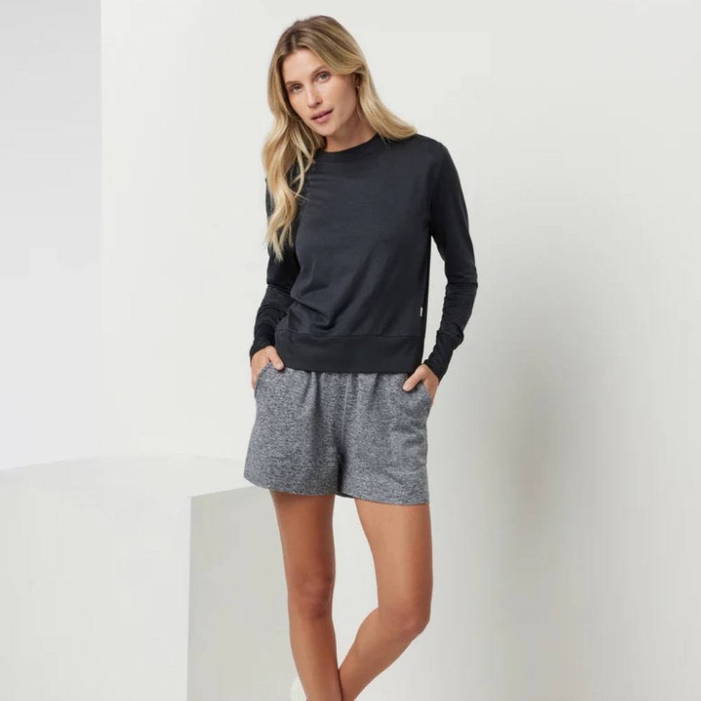 Vuori  Women’s Daydream Crew Black Heather